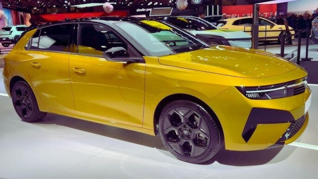 2026 Vauxhall Astra Hybrid